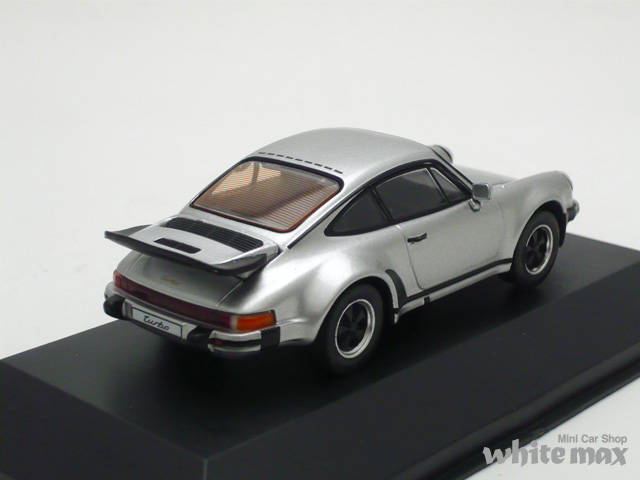 First43 1/43 ポルシェ 911 1977 (シルバー）